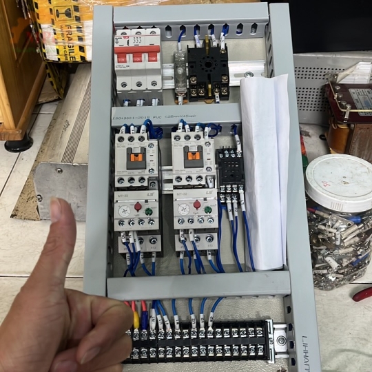 TỦ BƠM CHẠY THEO NHIỆT ĐỘ
